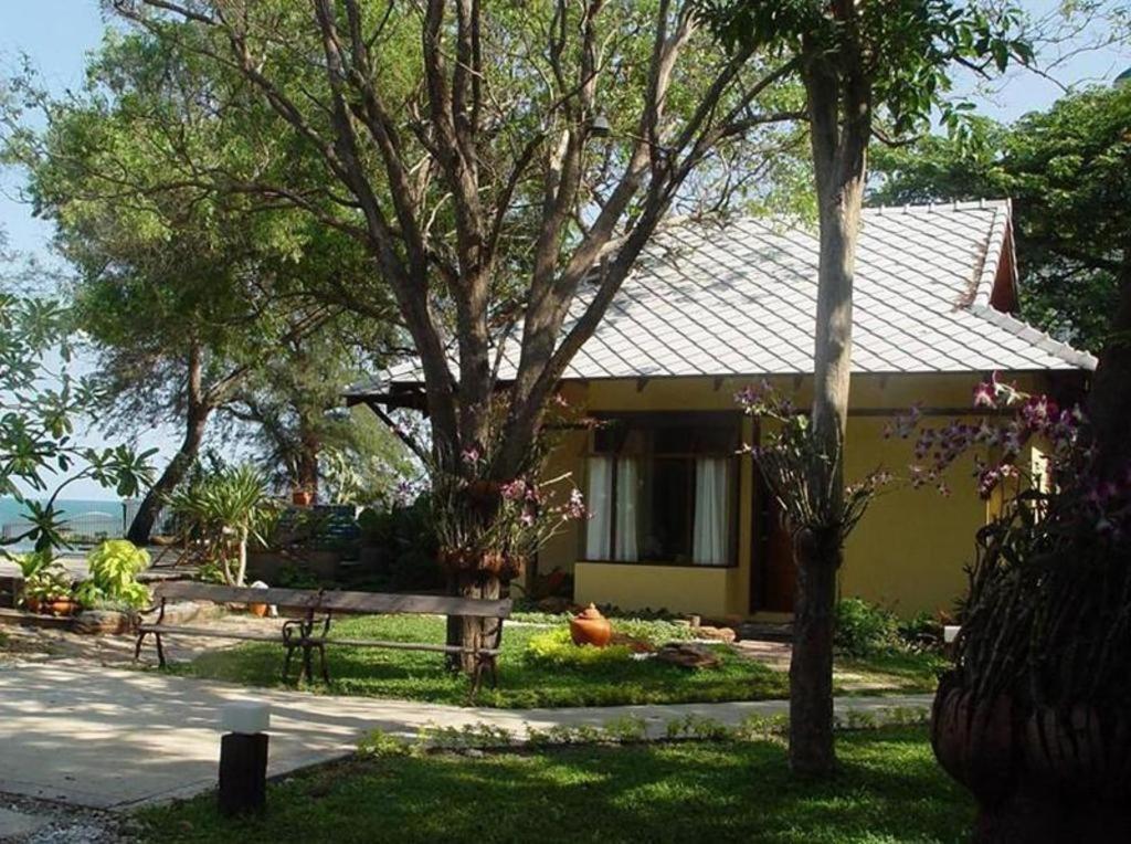 Baan Talay Dao Resort 华欣 外观 照片